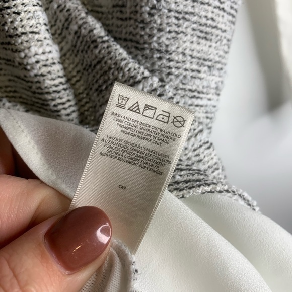 Van Heusen 3/4 Sleeves White and Grey Top Medium - Picture 7 of 8